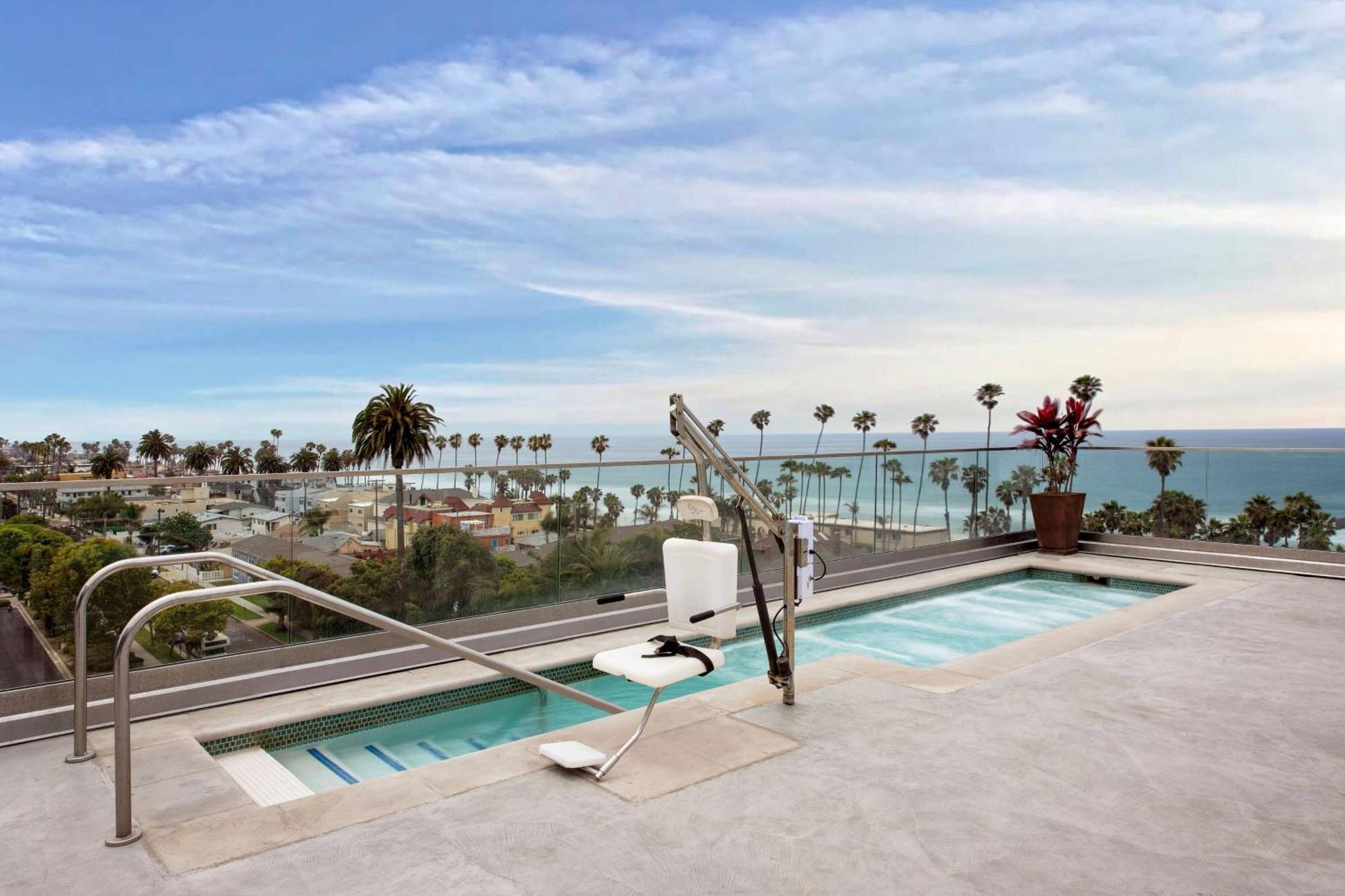 Springhill Suites By Marriott Oceanside Beach Exteriör bild