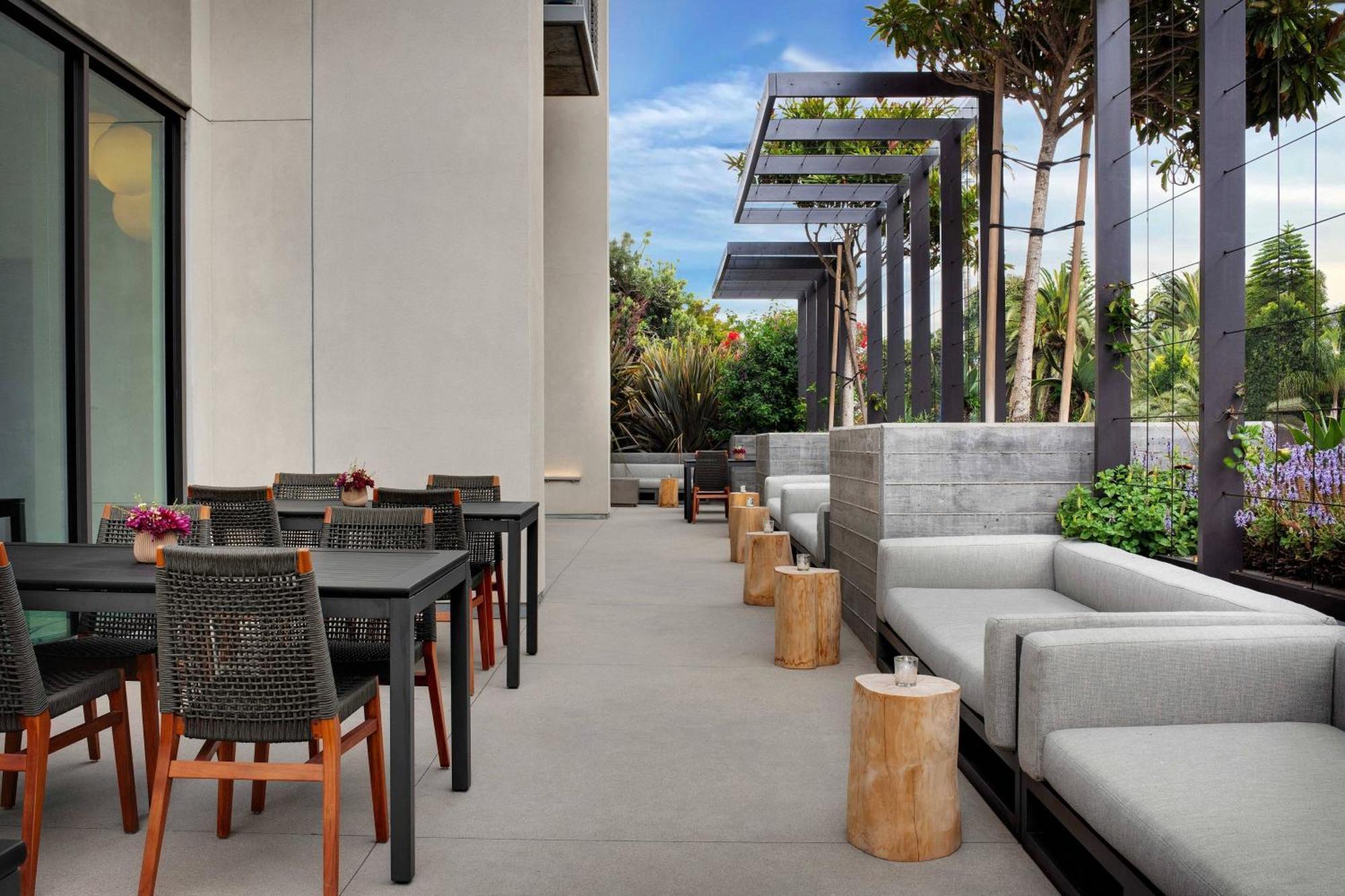 Springhill Suites By Marriott Oceanside Beach Exteriör bild